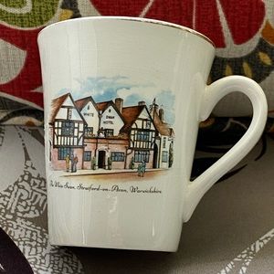 YE OLDE INN Enoch Wedgewood Porcelain *Replacement Cup